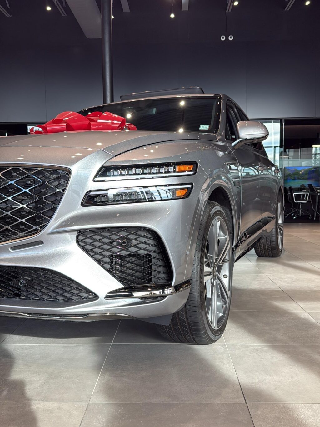 Instagram post from lfgauto. This post is in position 5.