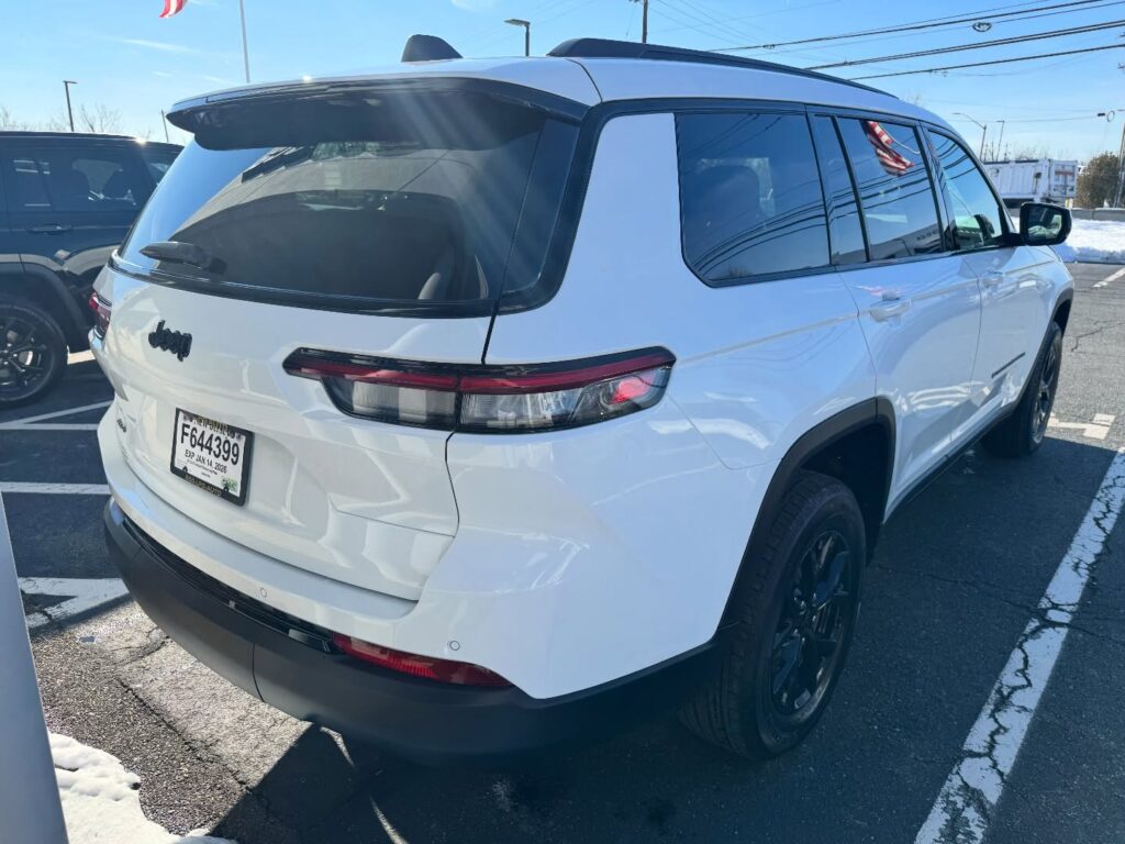 Instagram post from lfgauto. This post is in position 3.