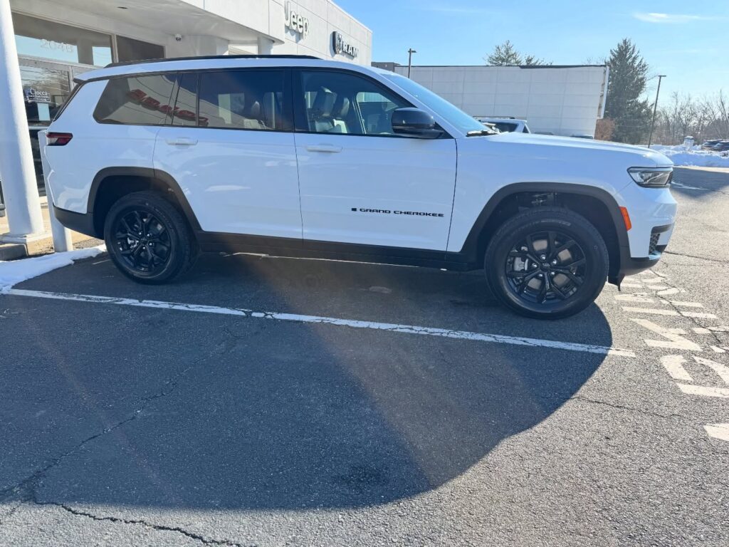 Instagram post from lfgauto. This post is in position 1.