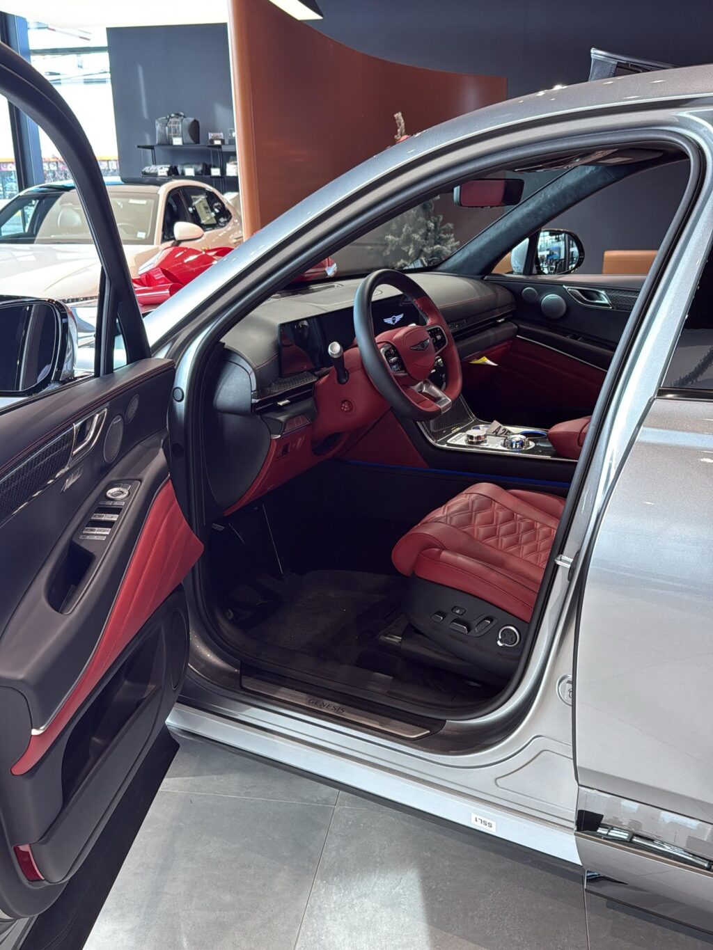 Instagram post from lfgauto. This post is in position 3.